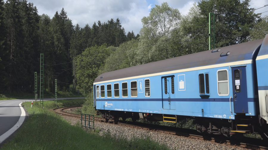 82-40 335-7